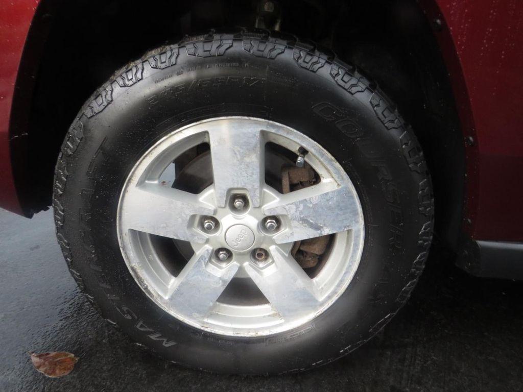 used 2007 Jeep Commander car, priced at $4,997
