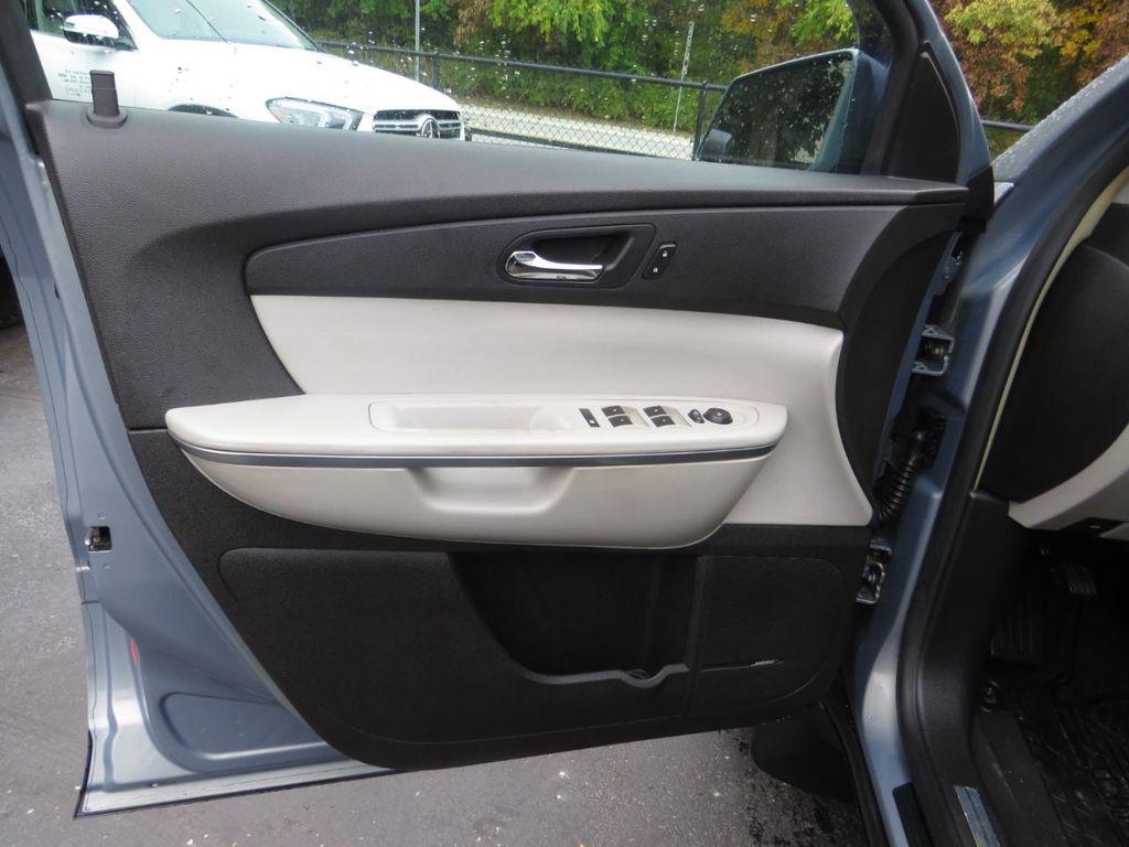 used 2007 GMC Acadia car, priced at $5,497