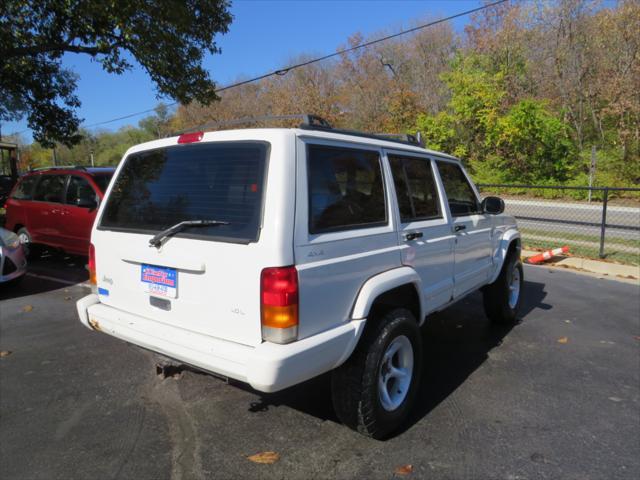 used 1999 Jeep Cherokee car, priced at $3,497