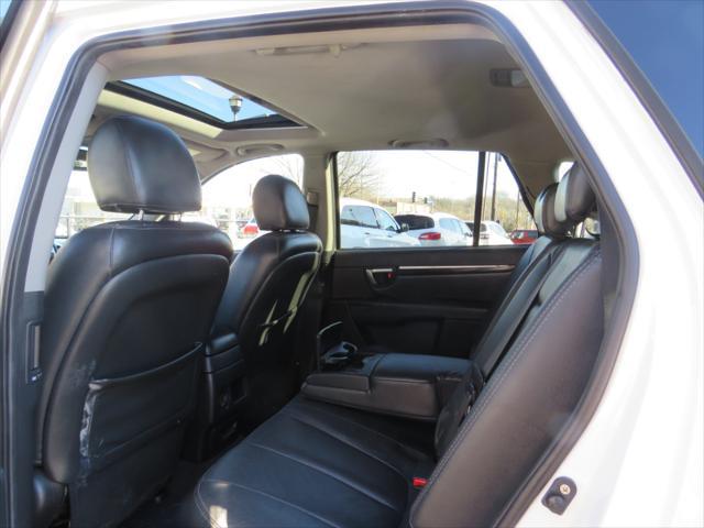 used 2009 Hyundai Santa Fe car, priced at $3,997