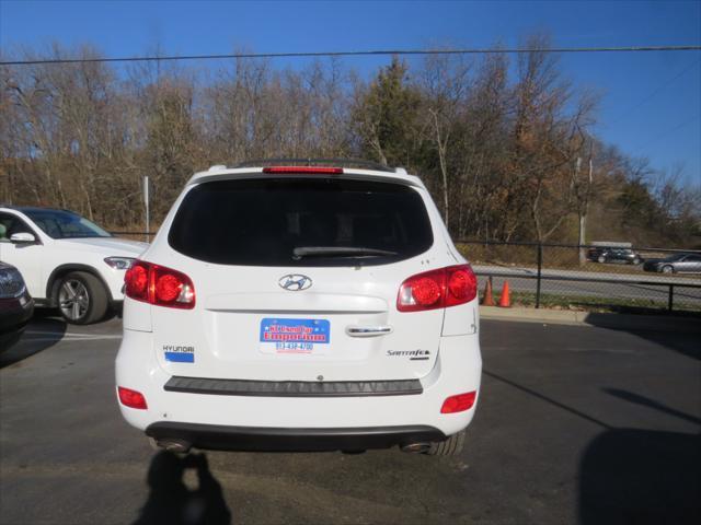 used 2009 Hyundai Santa Fe car, priced at $3,997