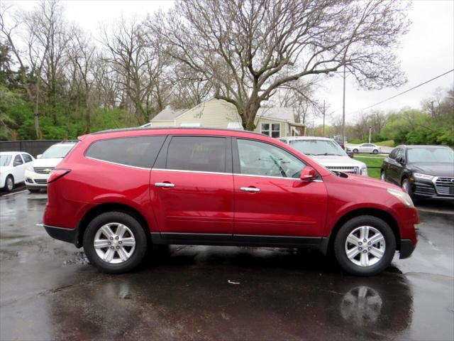 used 2014 Chevrolet Traverse car, priced at $9,497