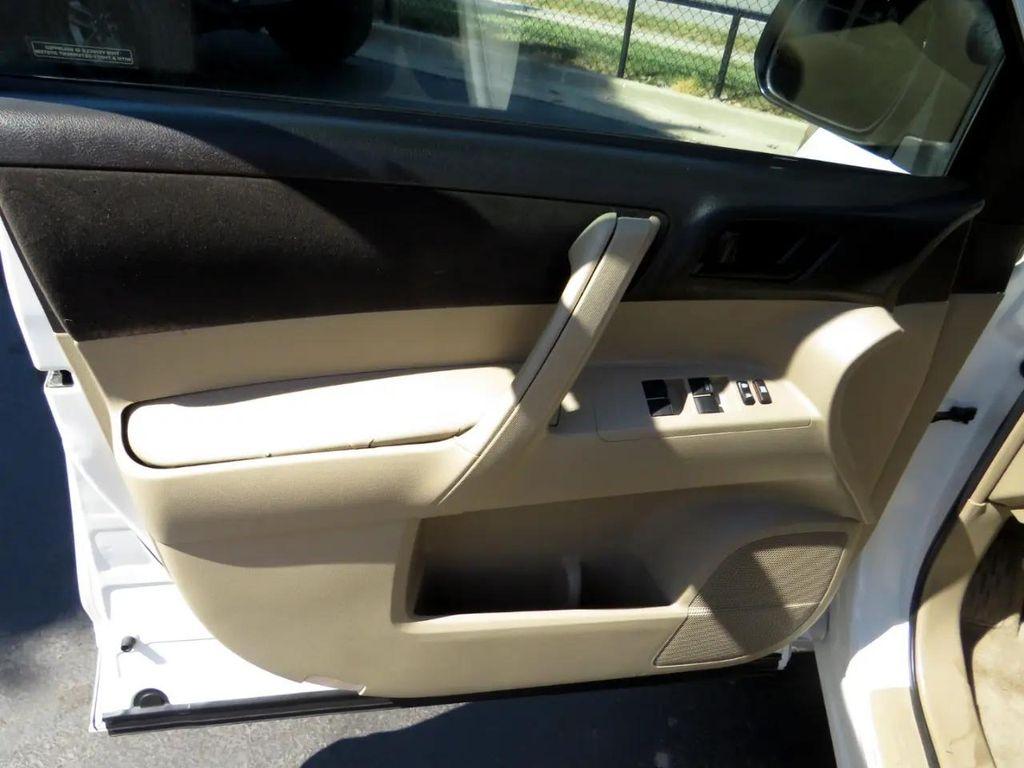 used 2010 Toyota Highlander car, priced at $7,997