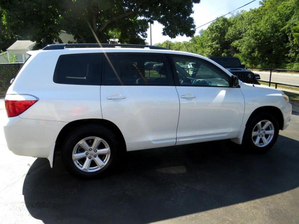 used 2010 Toyota Highlander car, priced at $7,997