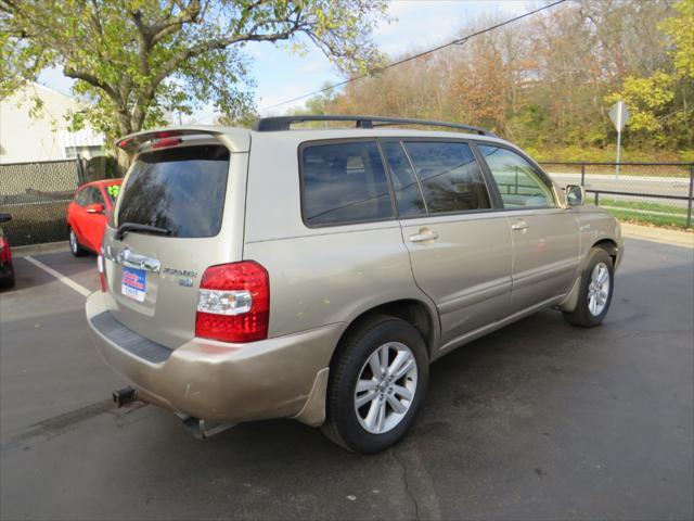 used 2007 Toyota Highlander Hybrid car, priced at $5,997