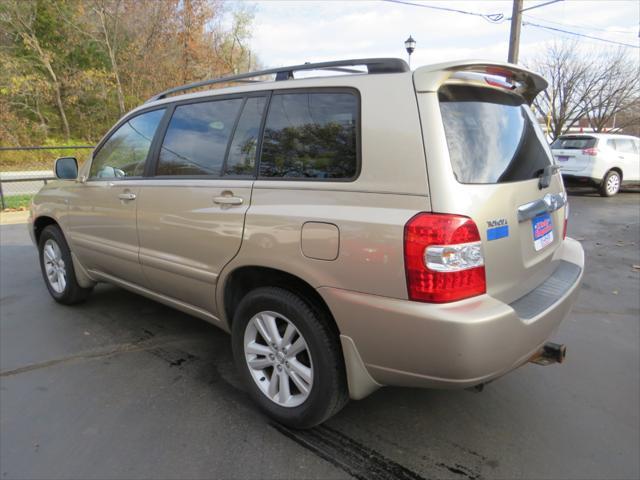 used 2007 Toyota Highlander Hybrid car, priced at $5,997