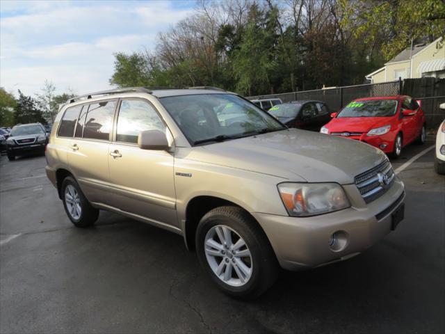 used 2007 Toyota Highlander Hybrid car, priced at $5,997