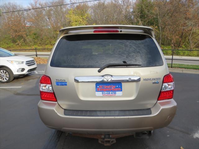 used 2007 Toyota Highlander Hybrid car, priced at $5,997