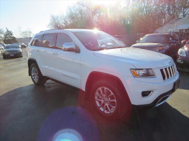 used 2015 Jeep Grand Cherokee car, priced at $11,997