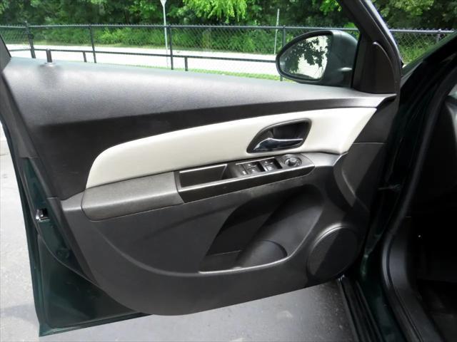 used 2014 Chevrolet Cruze car, priced at $7,197
