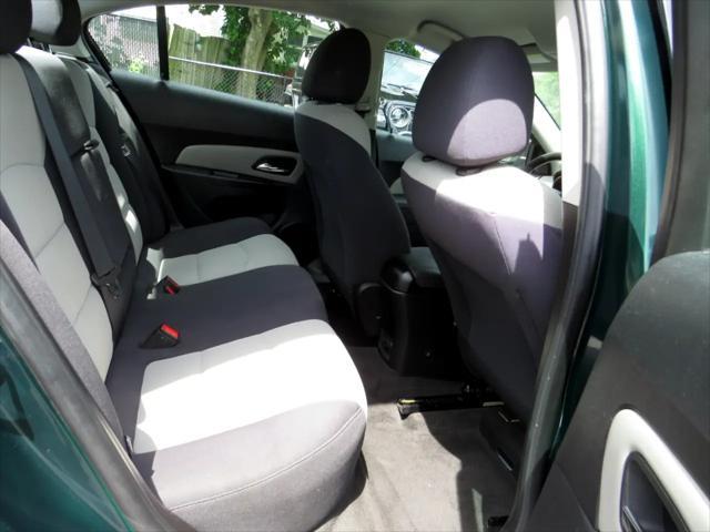 used 2014 Chevrolet Cruze car, priced at $7,197