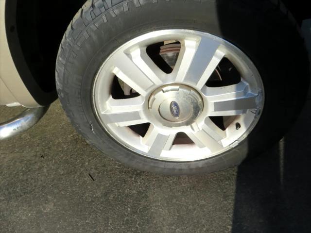 used 2006 Ford F-150 car, priced at $6,997