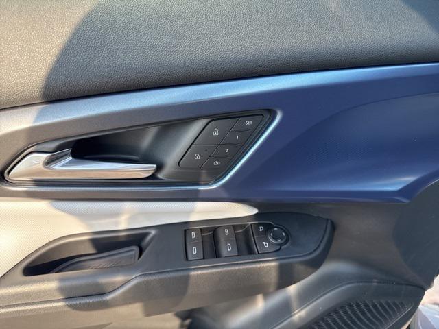 new 2025 Chevrolet Equinox EV car, priced at $47,895