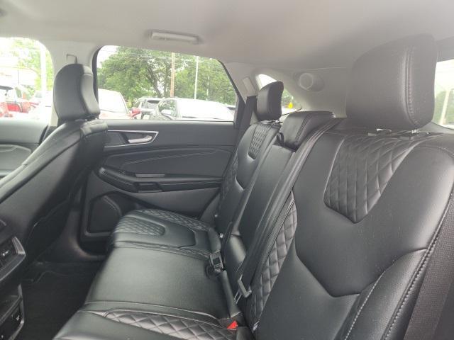 used 2024 Ford Edge car, priced at $30,414