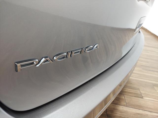 used 2020 Chrysler Pacifica car, priced at $18,457