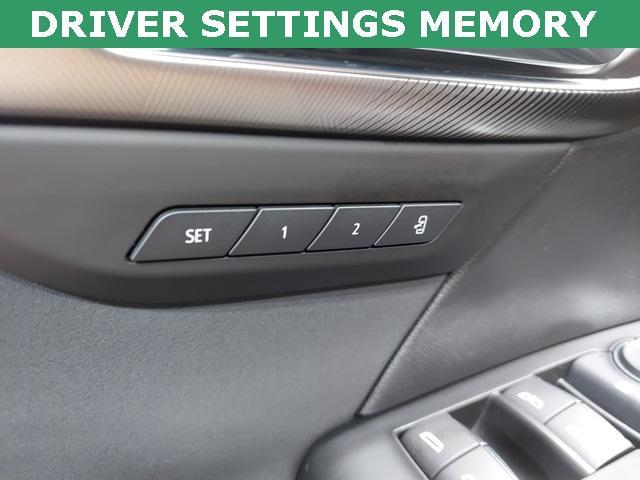 used 2025 Buick Envision car, priced at $33,413