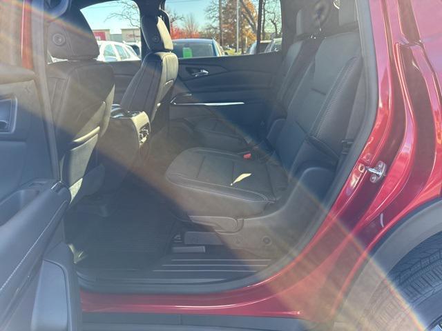 new 2026 Chevrolet Traverse car, priced at $48,621