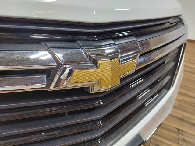 used 2024 Chevrolet Equinox car, priced at $21,750