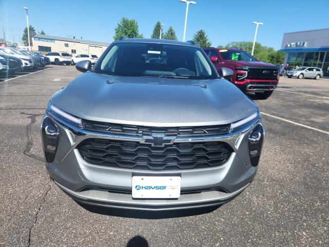 new 2025 Chevrolet Trax car, priced at $25,985