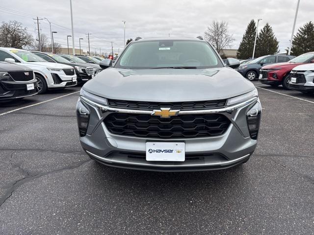 new 2025 Chevrolet Trax car, priced at $26,130