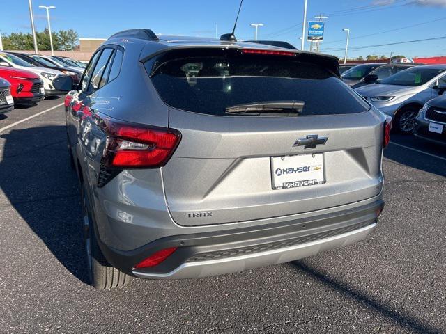 new 2025 Chevrolet Trax car, priced at $25,235