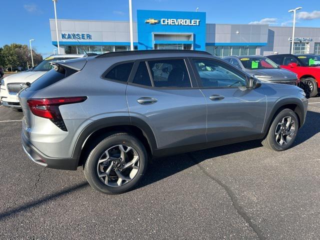 new 2025 Chevrolet Trax car, priced at $25,235