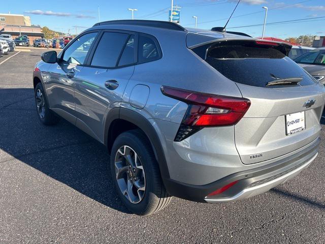 new 2025 Chevrolet Trax car, priced at $25,235