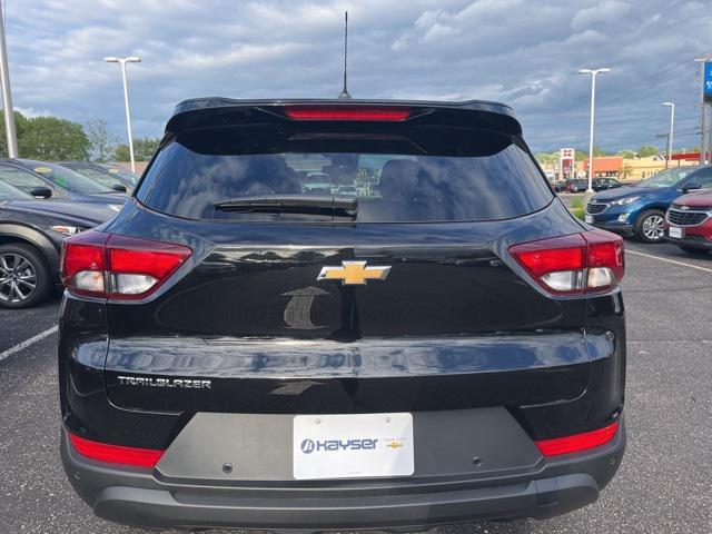 new 2024 Chevrolet TrailBlazer car, priced at $25,855