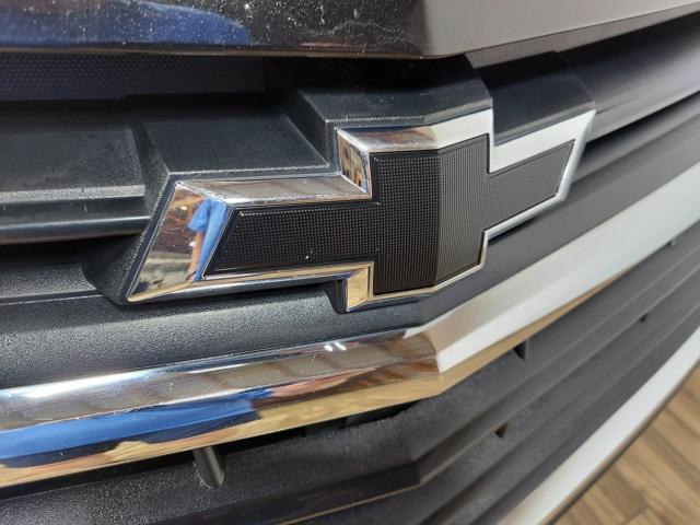 used 2020 Chevrolet Equinox car, priced at $17,569