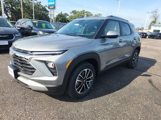 new 2025 Chevrolet TrailBlazer car, priced at $26,585