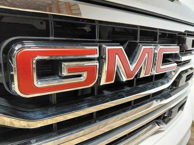 used 2025 GMC Sierra 1500 car, priced at $46,747