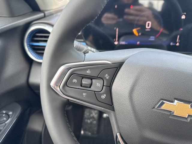 new 2025 Chevrolet Trax car, priced at $25,880