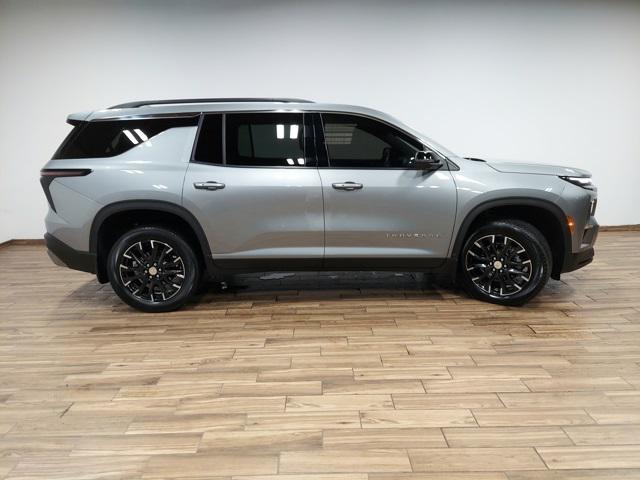 used 2024 Chevrolet Traverse car, priced at $42,858