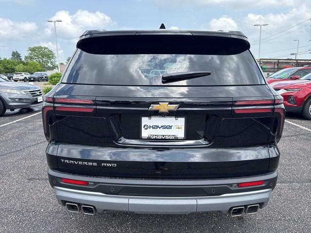 new 2025 Chevrolet Traverse car, priced at $45,060