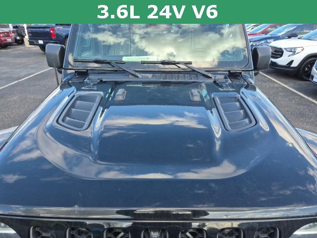 used 2020 Jeep Gladiator car, priced at $36,466
