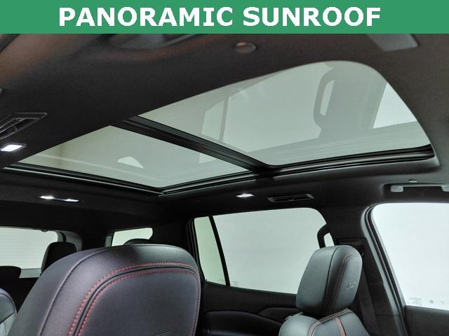 used 2024 Chevrolet Traverse car, priced at $49,859