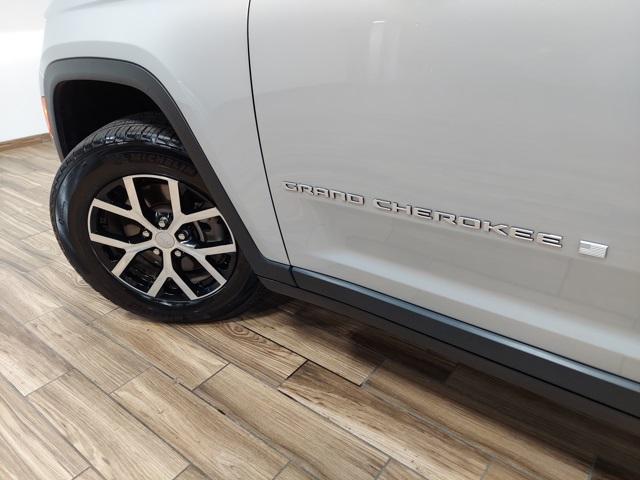 used 2024 Jeep Grand Cherokee L car, priced at $33,934