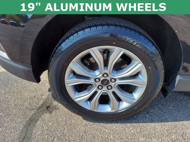 used 2024 Ford Edge car, priced at $26,648