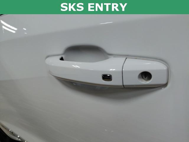 used 2021 GMC Sierra 1500 car, priced at $29,618