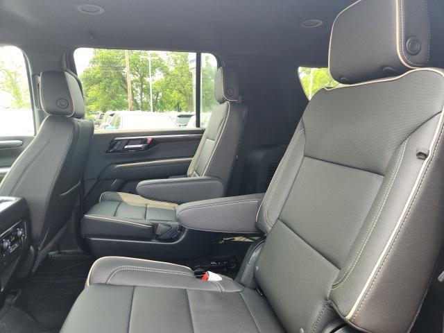 new 2025 Chevrolet Suburban car, priced at $83,115