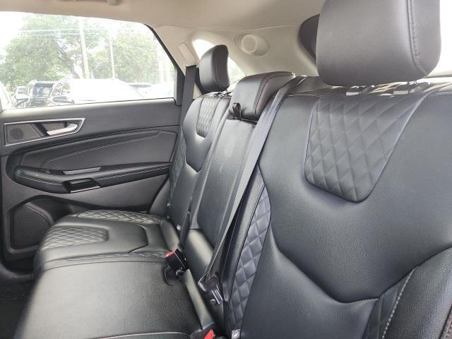used 2024 Ford Edge car, priced at $31,420
