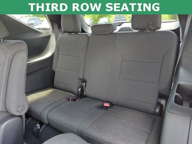 used 2025 Chevrolet Traverse car, priced at $38,929