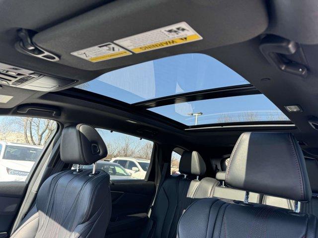 used 2023 Acura MDX car, priced at $53,995