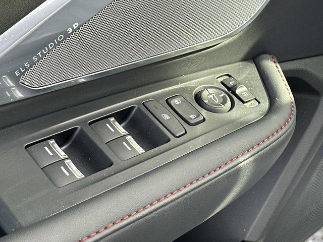 used 2025 Acura RDX car, priced at $44,995