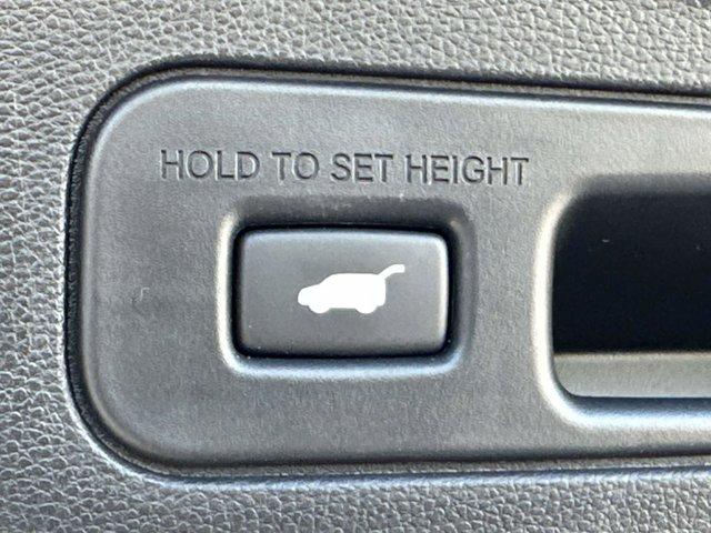 used 2025 Acura MDX car, priced at $59,995
