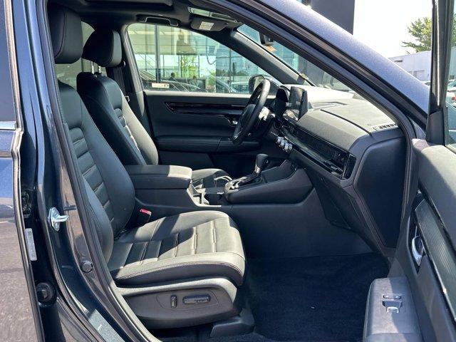 used 2025 Honda CR-V Hybrid car, priced at $39,995