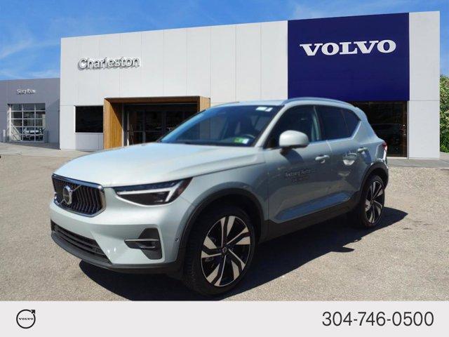 used 2025 Volvo XC40 car, priced at $47,392