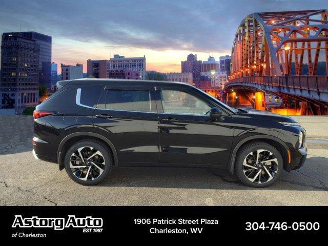 used 2023 Mitsubishi Outlander car, priced at $29,992