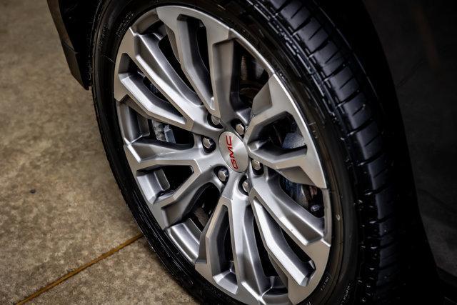 used 2021 GMC Yukon car, priced at $49,997