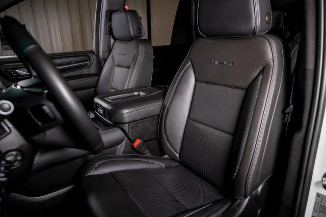 used 2023 GMC Yukon car, priced at $69,997
